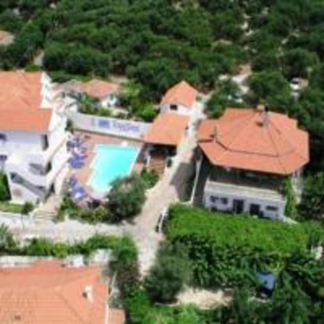Lygies Apart Hotel Trapezaki  Exterior photo