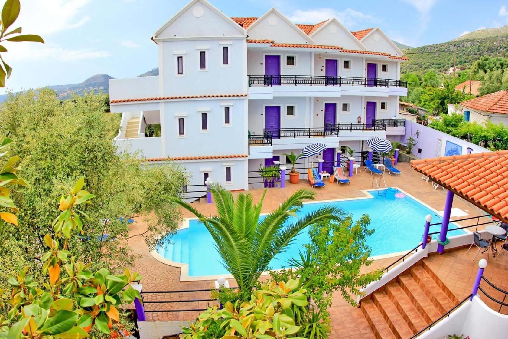 Lygies Apart Hotel Trapezaki  Exterior photo